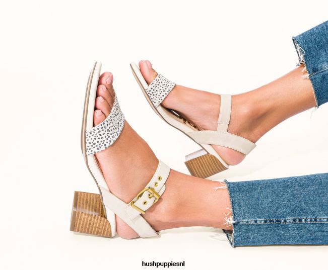 Hush Puppies leila damessandaal met kwartbandjes XX56J33 hakken